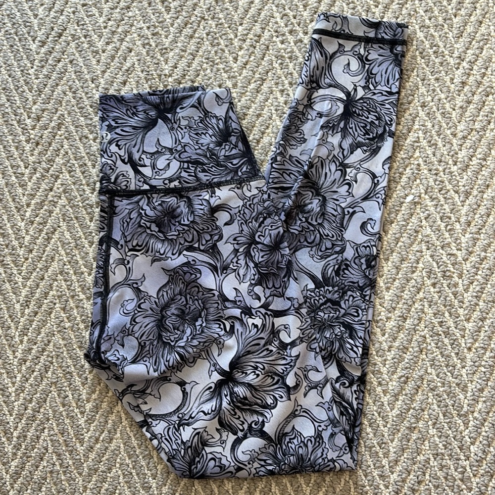 Lululemon Wunder Under 28” Leggings